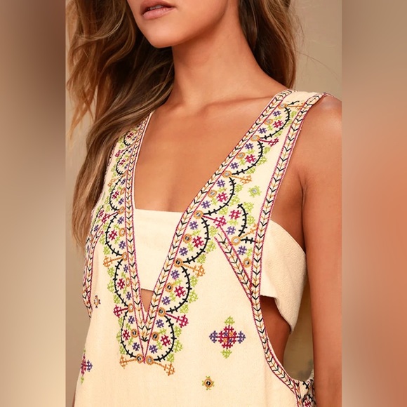 Free People Never Been Beige Embroidered Mini - size small - Picture 2 of 7